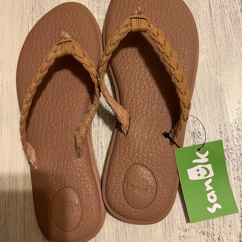 Sanuk sandals